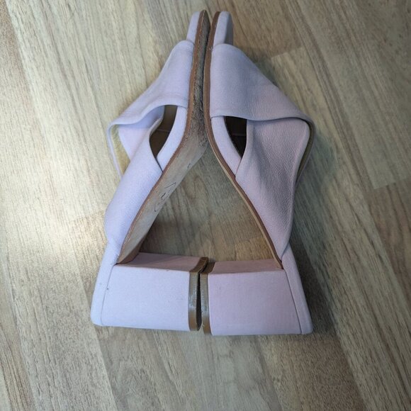 Poppy Barley Leather Mules | Pale Lilac Block Heel | Luxe Comfort - Picture 9 of 11